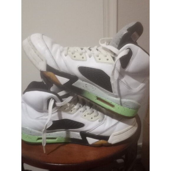 Nike Air Jordan 5 Retro Poison Green 136027-115 Men’s Size 9 - Picture 12 of 16